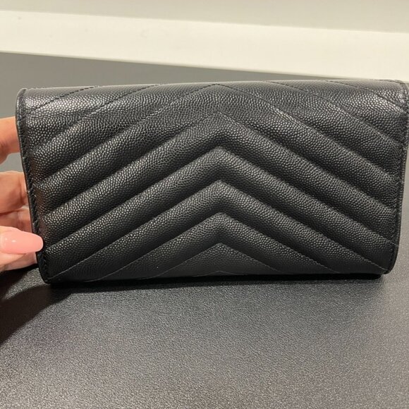Saint Laurent Cassandre Matelasse Large Flap Wallet Chevron (JB1308) - Picture 2 of 9